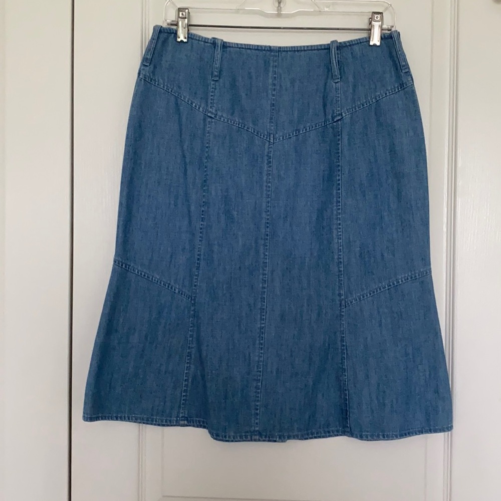 Talbots comfy size 8 denim skirt